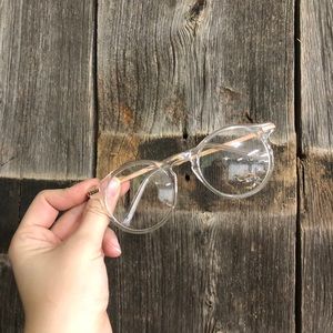 Clear Frame Fashion Glasses